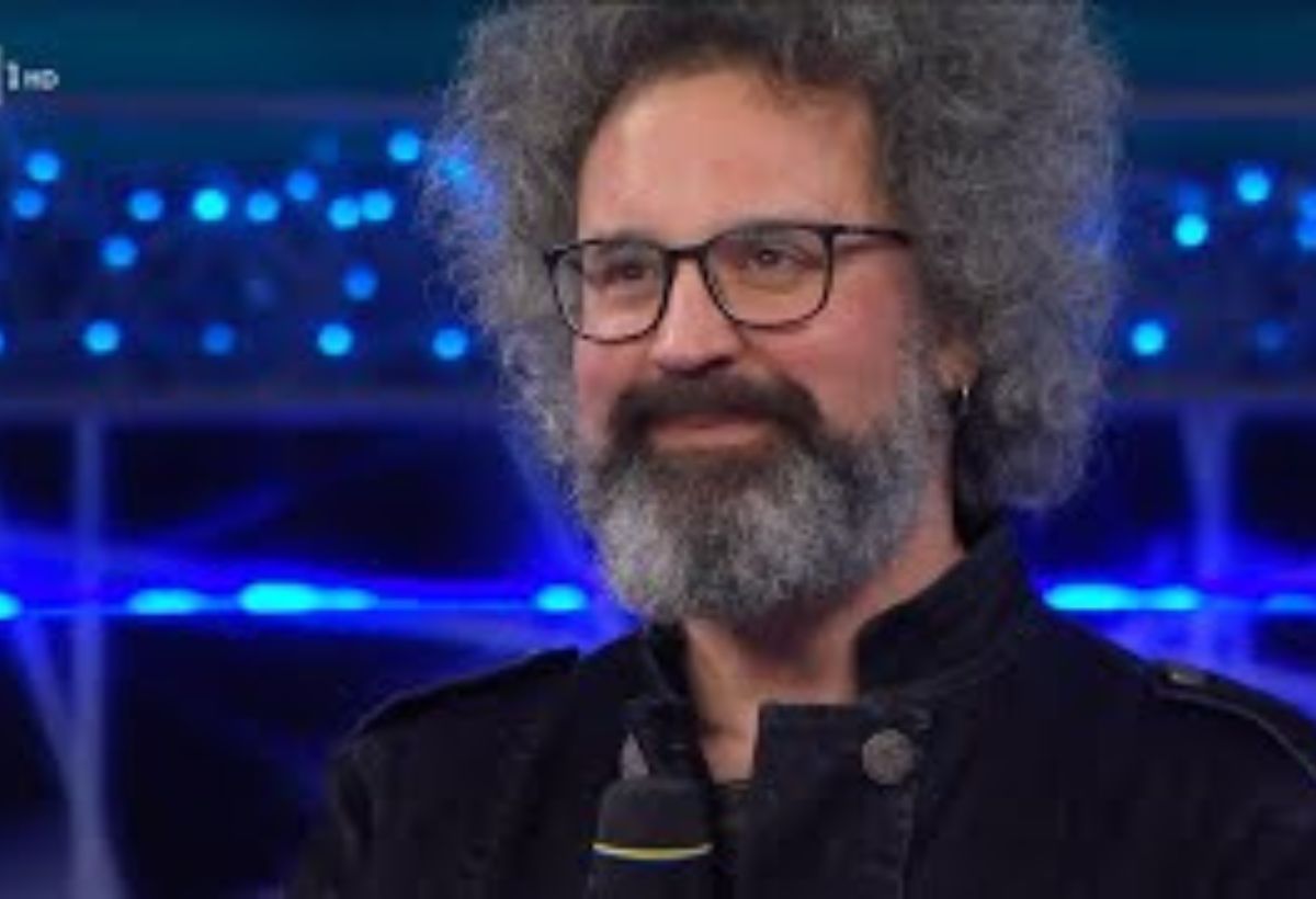 Simone-Cristicchi
