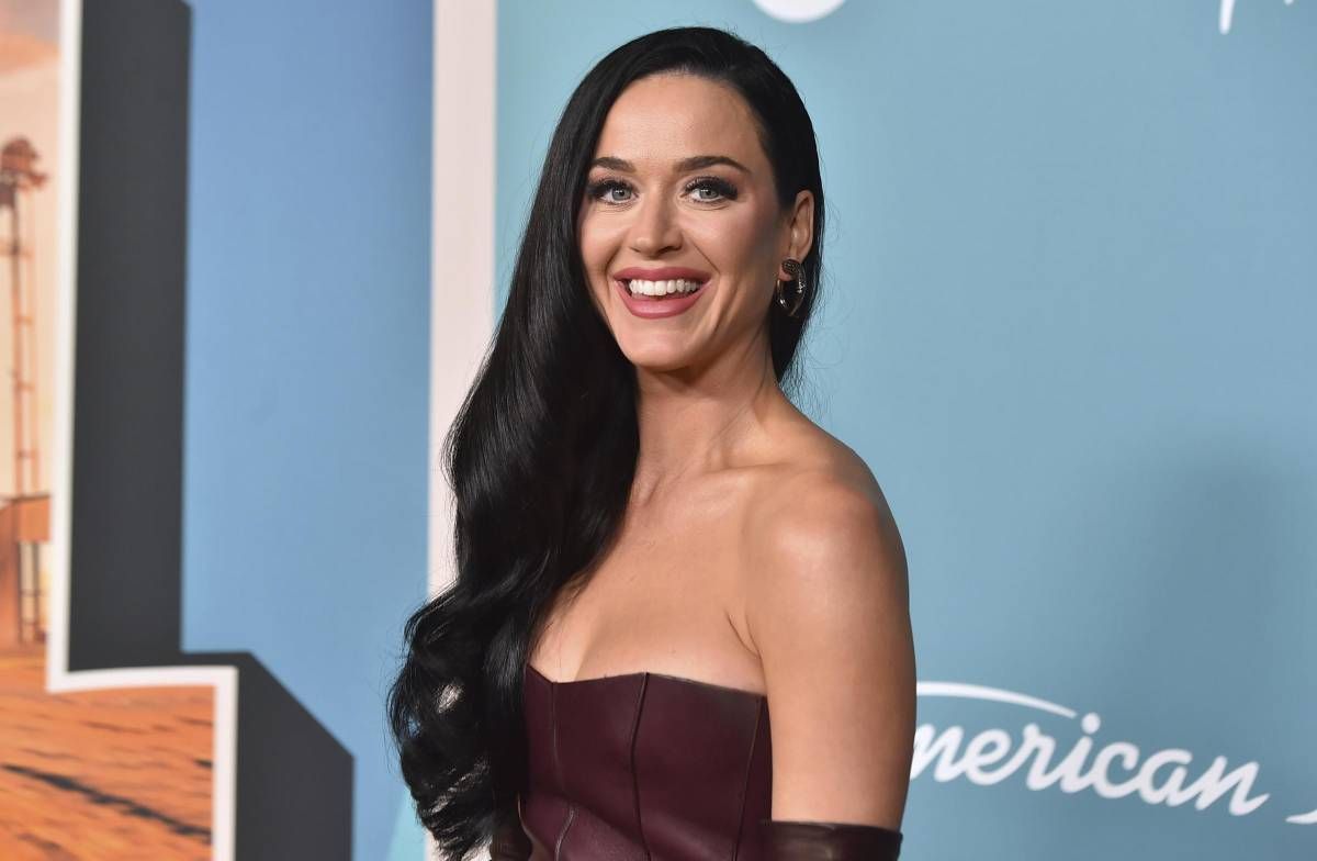 katy-perry-distrutta-fan-web-colpa-cringe-v3-796486