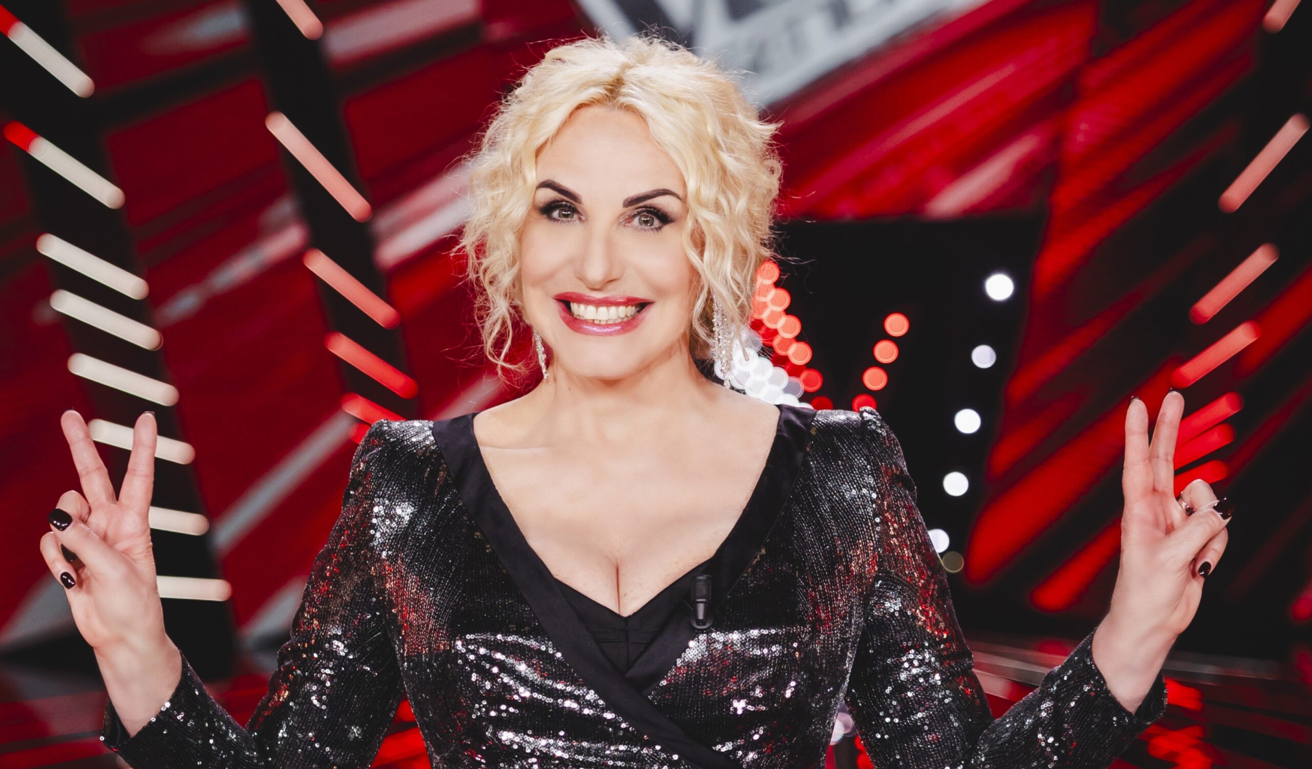 ANTONELLA-CLERICI-THE-VOICE-SENIOR-scaled-1