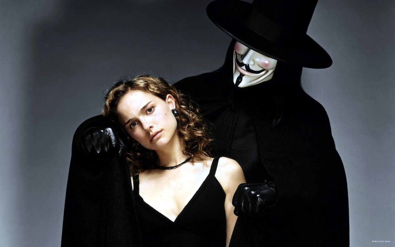 the-midnight-pool-scoprite-film-regista-v-vendetta-v3-798314