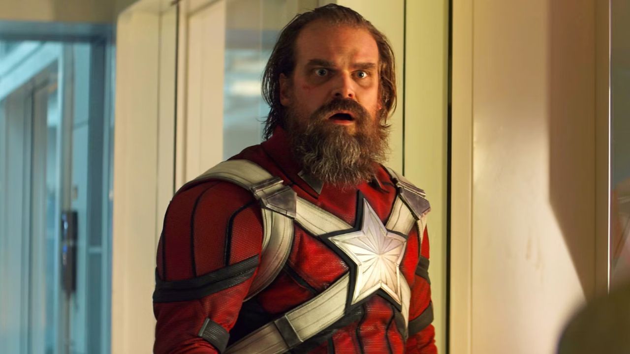 thunderbolts-david-harbour-incontra-red-guardian-disneyland-video-v3-797166